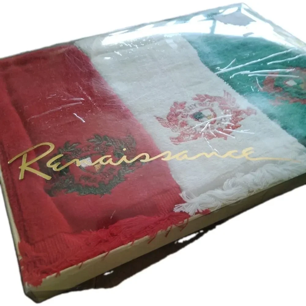 Renaissance Beverly Hills Polo Club Fingertip Towels Vintage Boxed